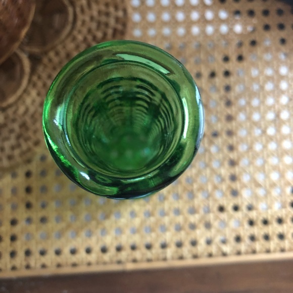MCM Rare CFG Paneled Ribbed Emerald Green Vase - Picture 8 of 8
